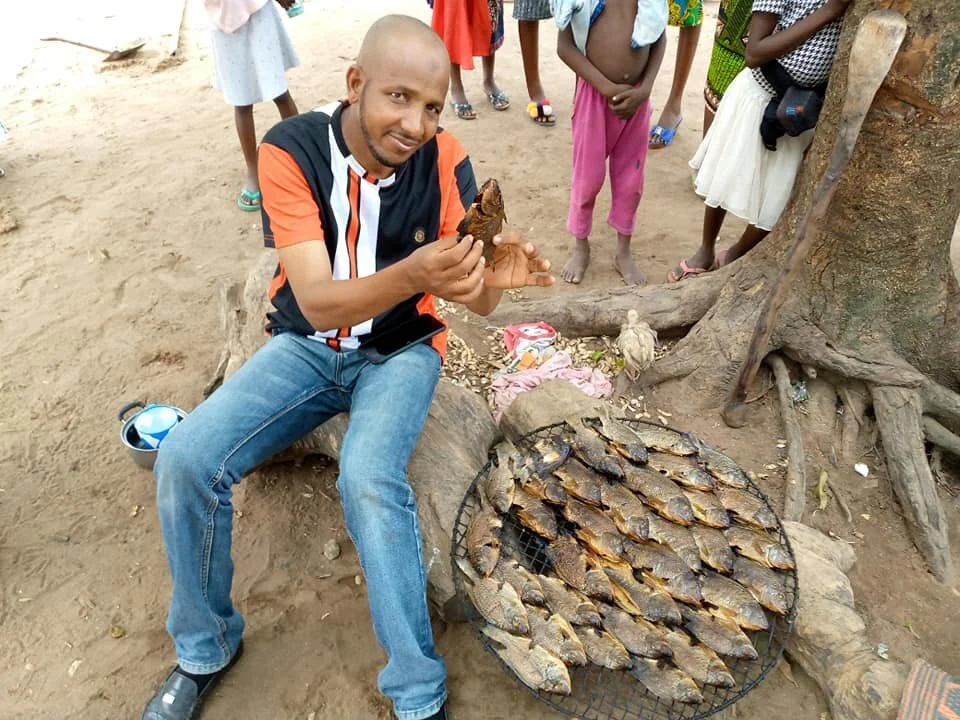  We bought dried fish before heading back to camp. 