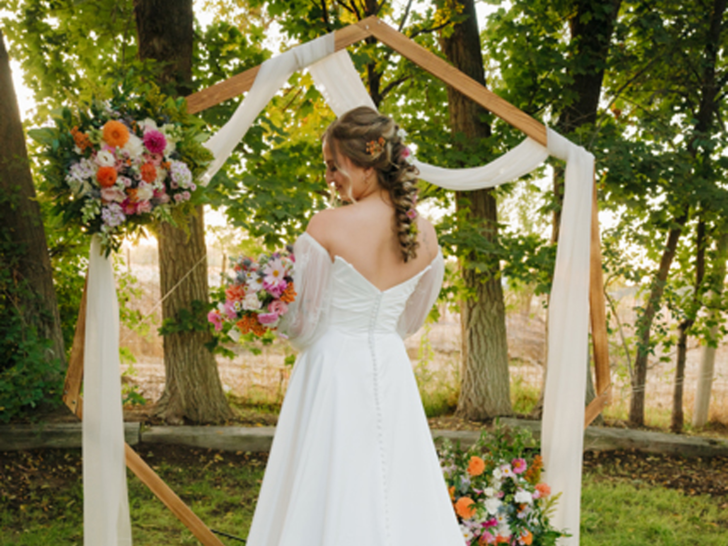 Décor Galore Rentals