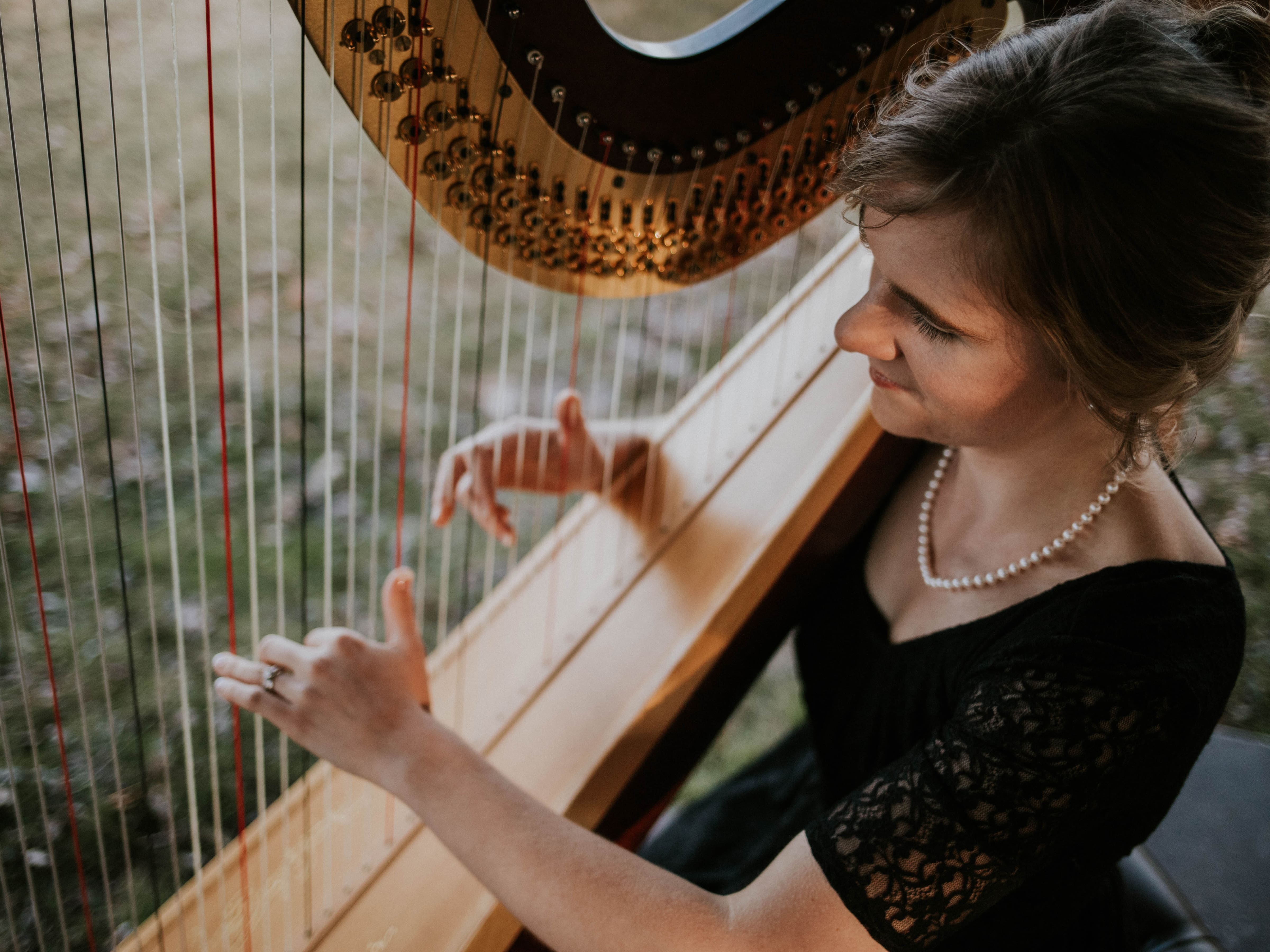 Janna Engell, Harpist